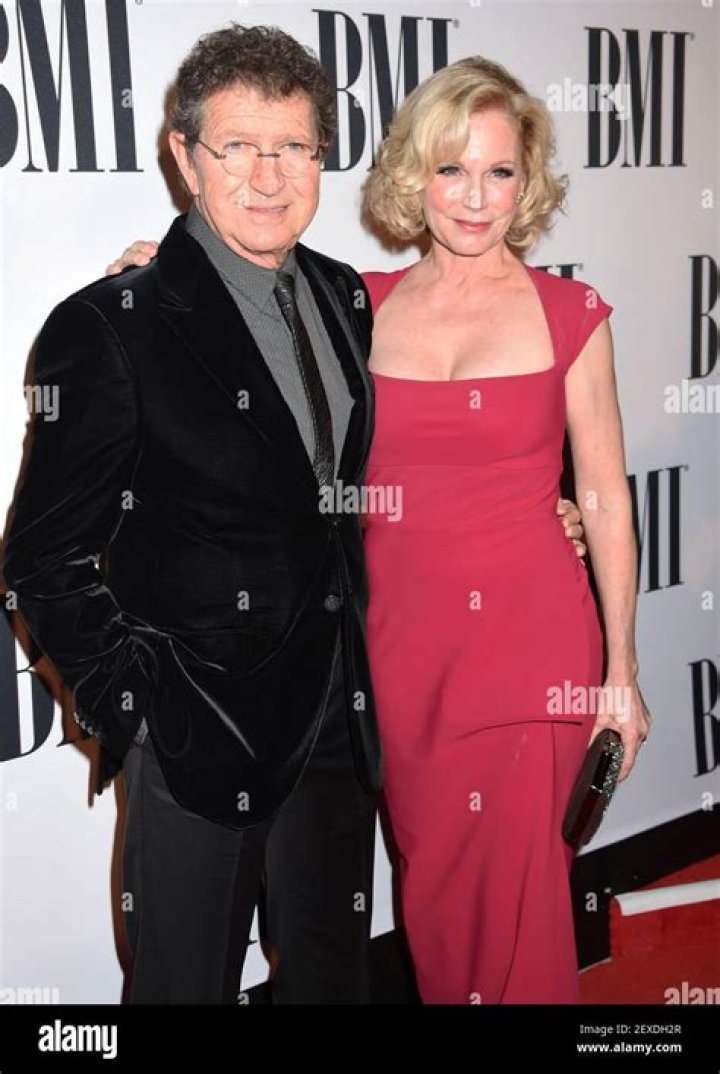 Lise Kristen Gerard Net Worth, Income, Salary, Earnings, Biography