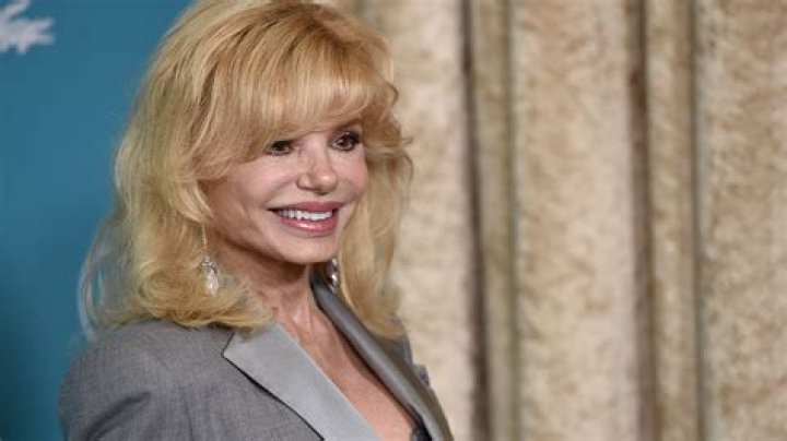Loni Anderson’s net worth, fact, career, awards, biography & life story