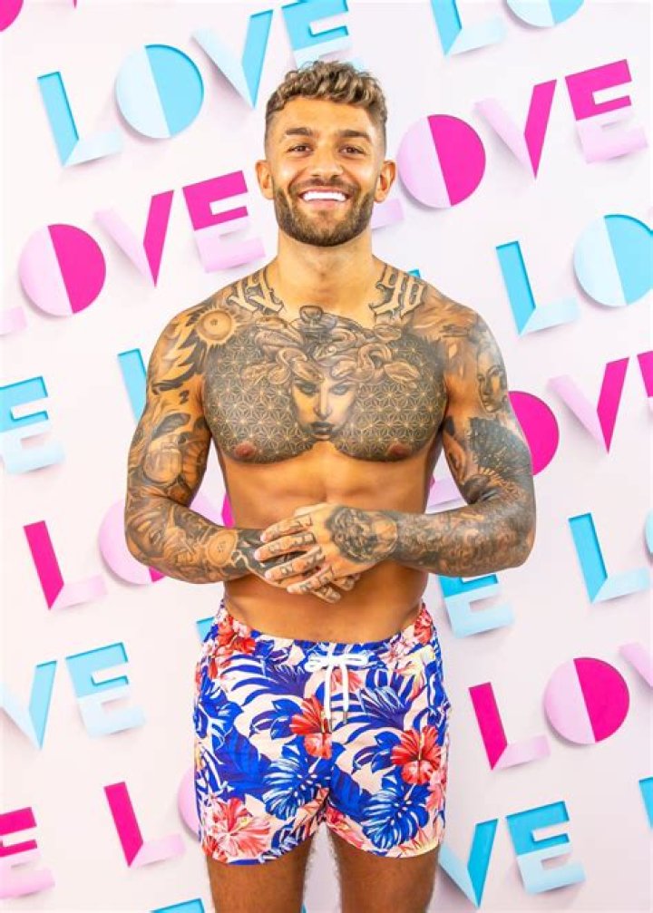 Love Island : Dale Mehmet Biography – Meet Him On Instagram