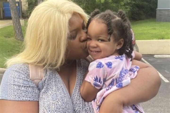 Lovely Peaches (Social media star)Bio, Age, Parents, Daughter, Forever100 and Song.