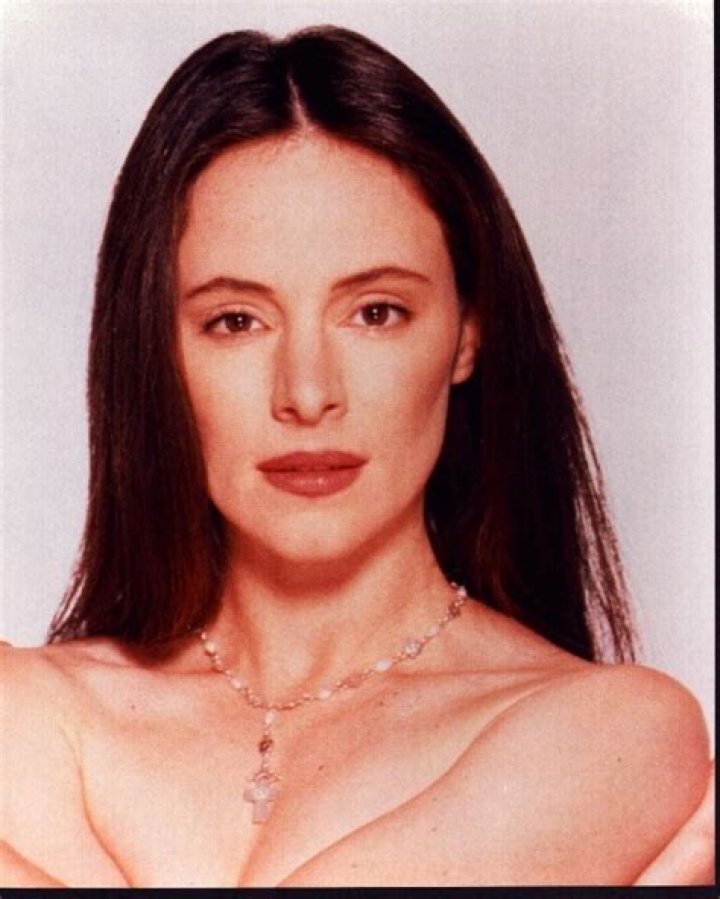 Madeleine Stowe Bio, Age, Family, Daughter, Husband, Height, Movies, Net Worth