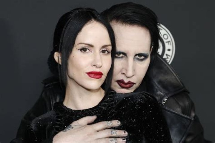 Marilyn Manson Wife: Lindsay Usich Wedding Pictures, Age, Instagram, Height, Wedding Ring, Net Worth, Birthday