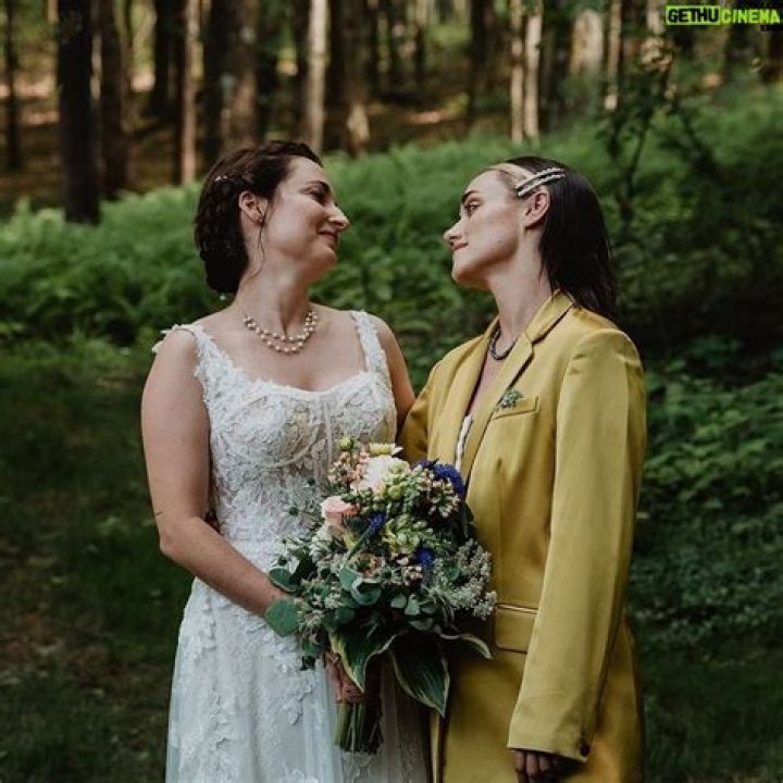 Mason Alexander Park and Girlfriend Alice Kremelberg Are An Adorable Couple