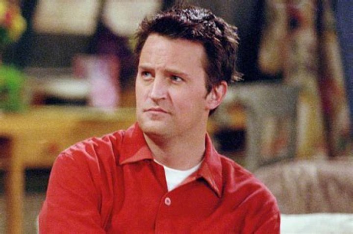 Matthew Perry Bio, Wiki, Age, Family, Wife, Movies, TV Shows and Net Worth