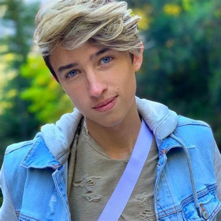 Maverick Baker (TikTok Star) Biography, Age, Height, Net Worth
