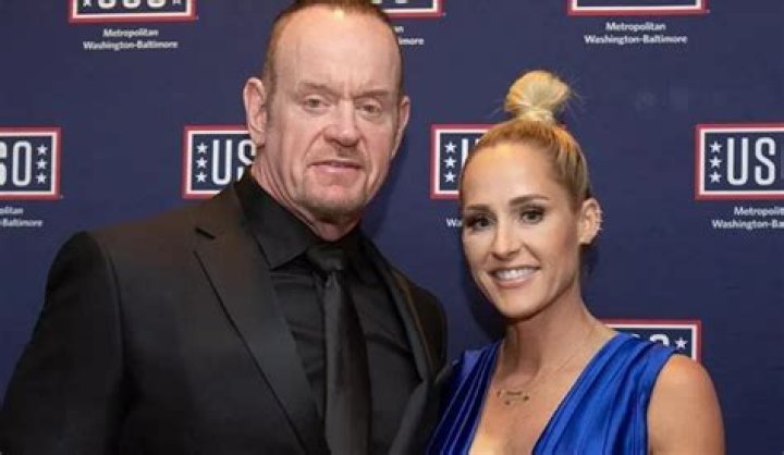 Michelle McCool (The Undertaker Wife) Wiki, Bio, Height, Weight, Husband, Net Worth, Family, Facts