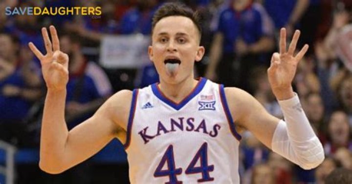 Mitch Lightfoot Parents And Family, What You Need To Know About Kansas Jayhawks Player?