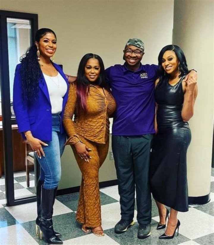 Ojinika Obiekwe Bio, Wiki, Age, Parents, Husband, WPIX-TV, PIX11, and Net Worth