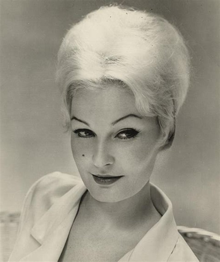 Pamela Curran Net Worth, Income, Salary, Earnings, Biography