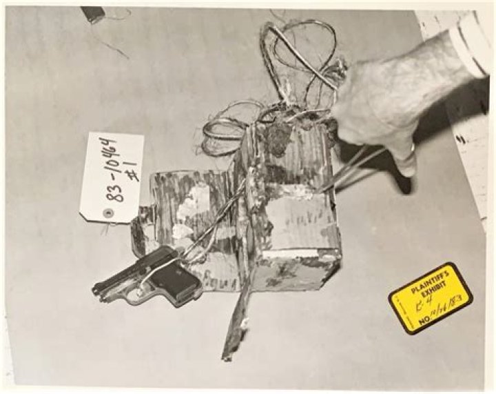 Paul Freshour Wife – Circleville Letter Writer Karen Sue Freshour