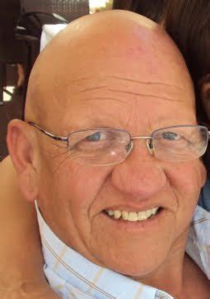 Regardt van den Bergh – Biography, Age, Wife, Career & Net Worth