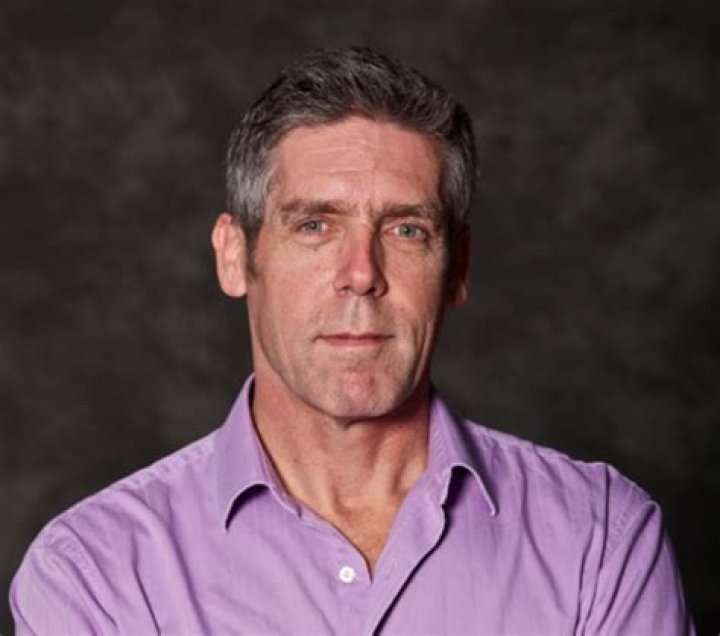 Richard Gizbert Bio, Age, Networth, Family, Al Jazeera, Twitter