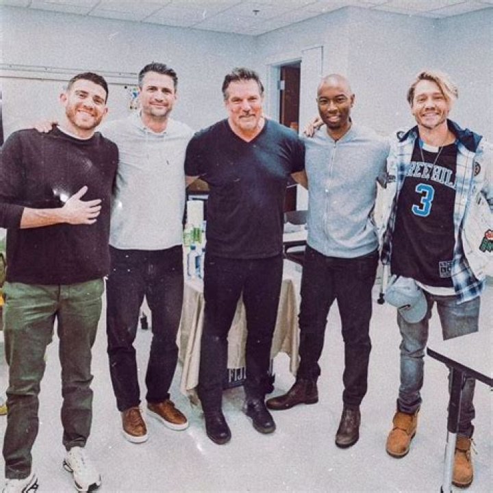 Robbie Jones Biography, Age, Net Worth, Movies, TV Shows and One Tree Hill