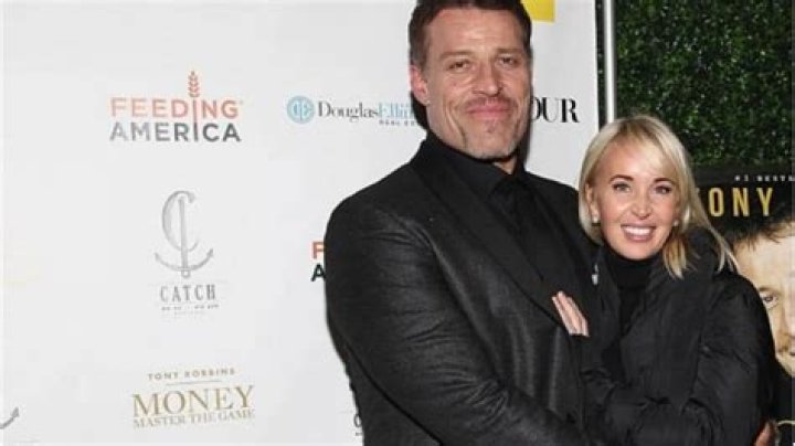 Sage Robbins bio: age, height, husband, career, net worth, divorce & children