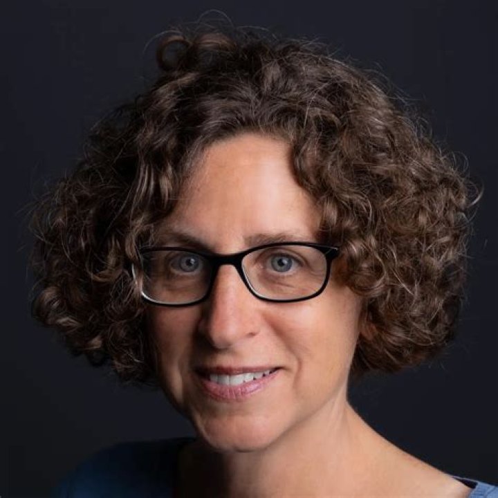 Sam Lerner Bio, Wiki, age, Family, Girlfriend, Movies, TV Shows and Net Worth