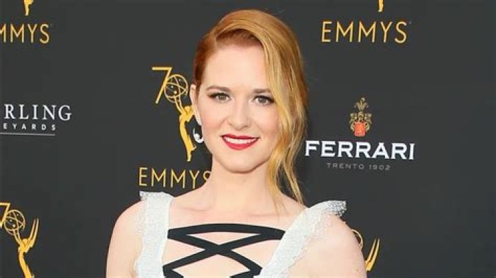 Sarah Drew Net Worth: Bio, Age, Husband, Children, Books, Movies and TV Shows