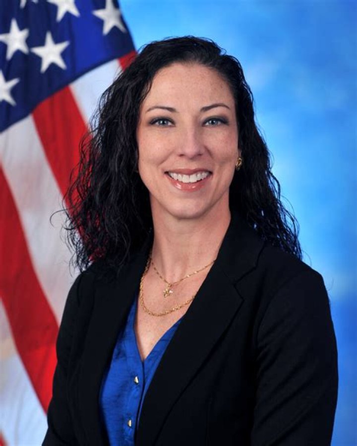 Scooter Gennett Age, Wikipedia, Biography, Children, Salary, Net Worth, Parents.