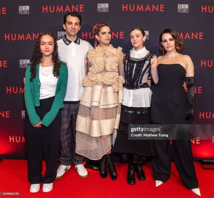 Sirena Gulamgaus Age, Wiki, Biography, , Birthday, Instagram: 10 Facts on Parents