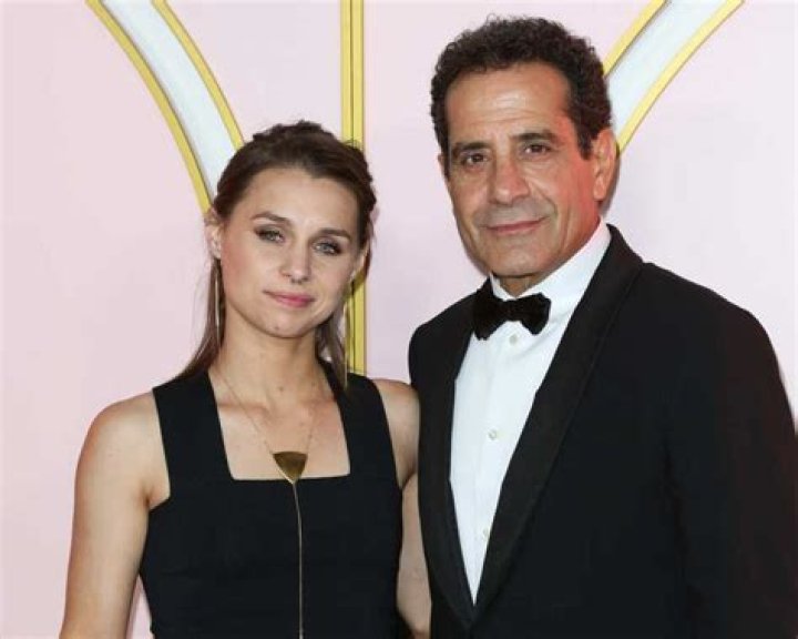 Sophie Shalhoub (Tony Shalhoub Daughter) Wikipedia, Bio, Age, Height, Weight, Boyfriend, Net Worth, Facts