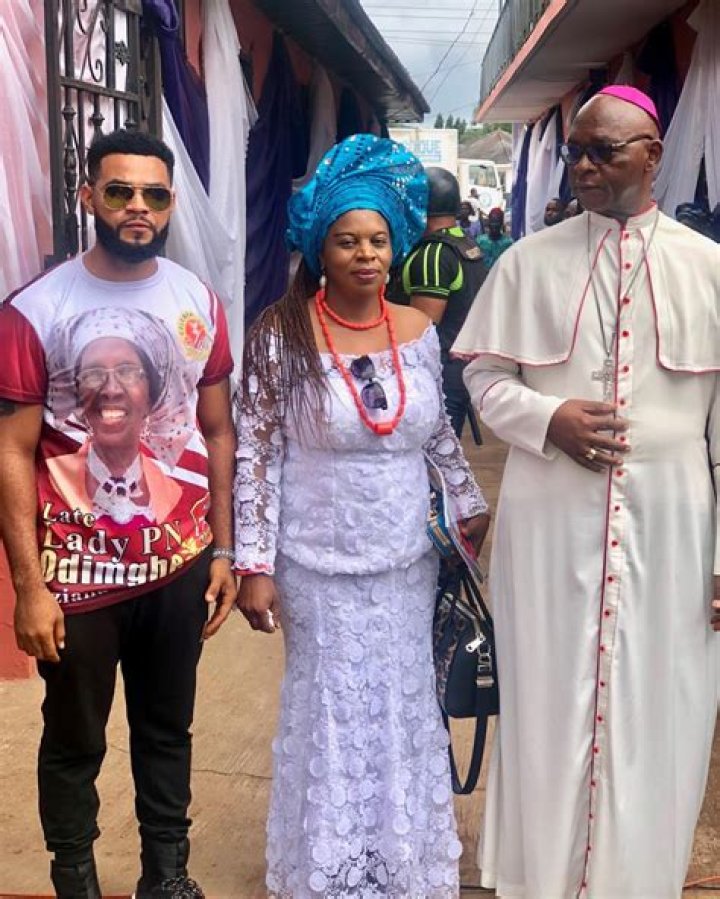 Stephen Odimgbe Bio, Age, Real Wife, Married, Siblings, House, Net Worth