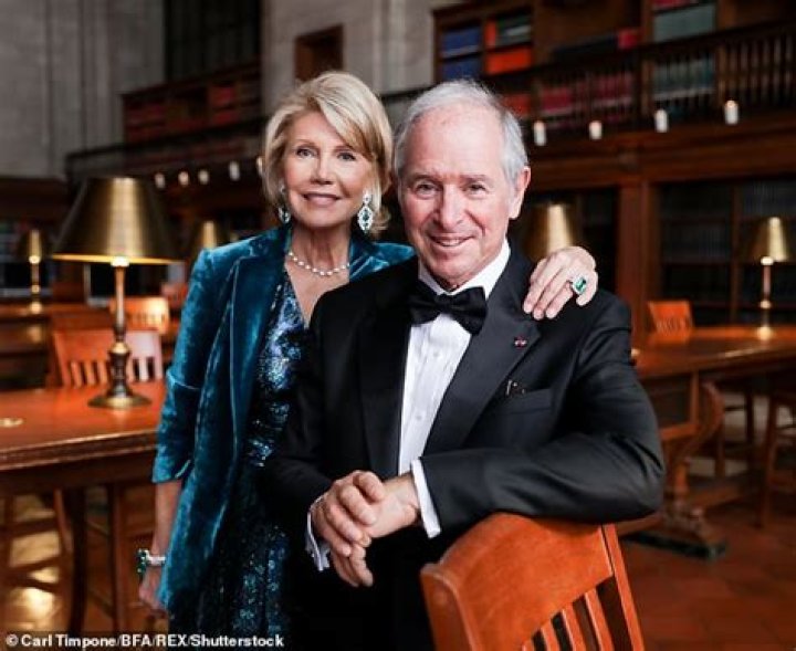 Stephen Schwarzman: Wife, net worth, tattoos, smoking & body facts