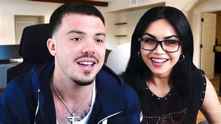 Tarayummy Bio, Age, Facts, Family, Net Worth, Girlfriend of Jack Webber