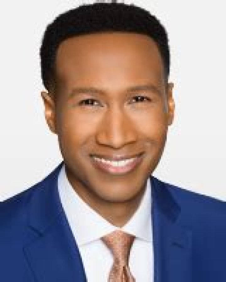 Terrell Brown (ABC7 Chicago) Age, Salary, Haircut, Height, Wiki