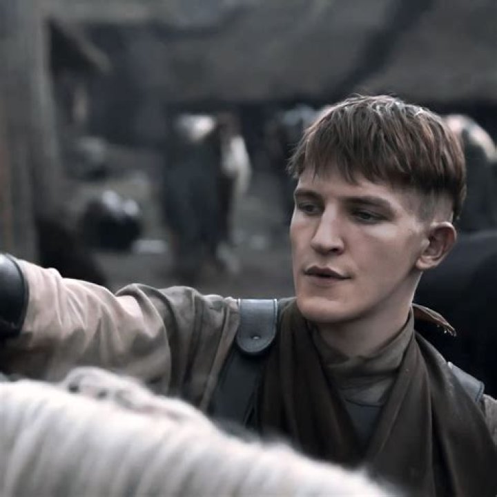 The Last Kingdom Osferth: Ewan Mitchell Height, Age, Birthday, Girlfriend,Wiki, Biography