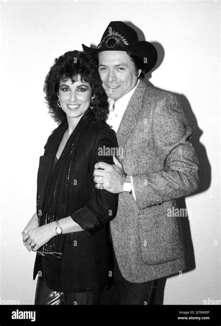 The Untold Truth We Know About Mickey Gilley’s Wife, Vivian Gilley