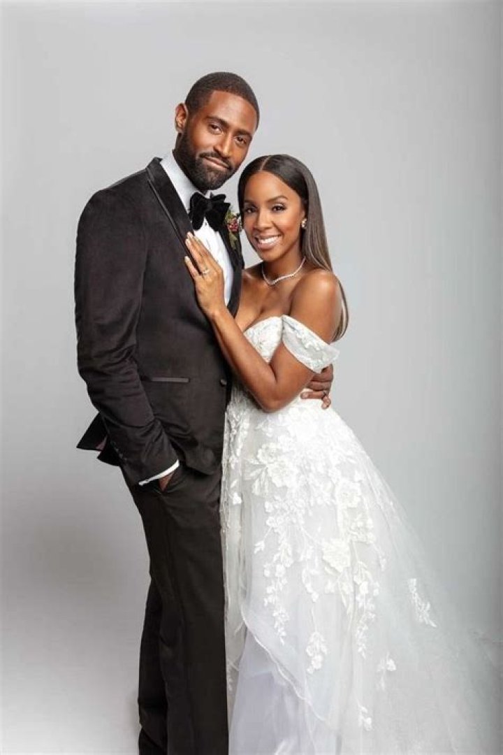 Thomas Cadrot Wife Age & Wikipedia: Who Is The Debris Actor Married to?