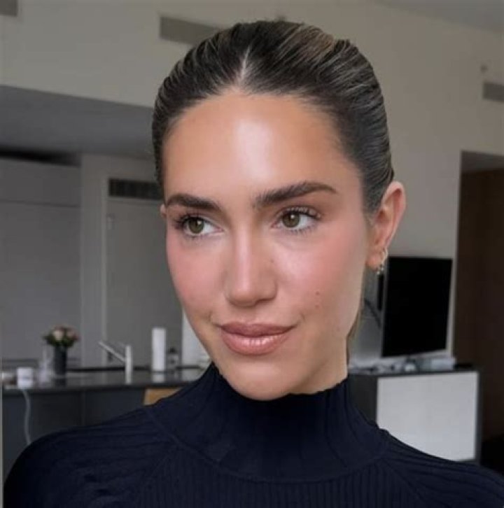 TikTok – Who Is Christina Najjar aka Tinx Boyfriend? Itsmetinx Real Name Revealed