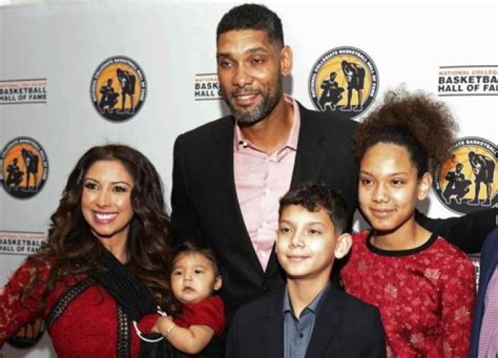 Tim Duncan Age, Wiki, Biography, Children, Salary, Net Worth, Parents