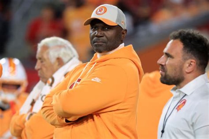 Todd Bowles Defense, Head Coach Record, Salary, Net Worth