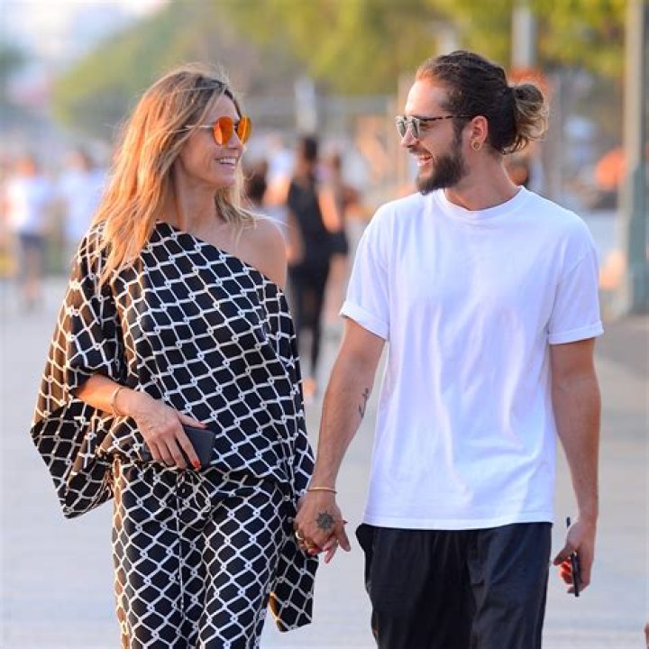 Tom Kaulitz’s Bio, Wiki, Age, Height, Family, Wife, Album, and Net Worth.