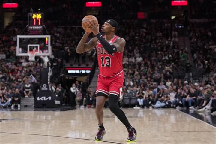 Torrey Craig Contract, Net Worth, Salary, Rings, Trade, College And Height