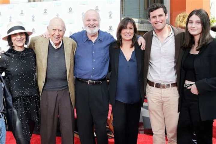 Tracy Reiner’s Net Worth, Biography, Career, Awards, Fact and Life Story