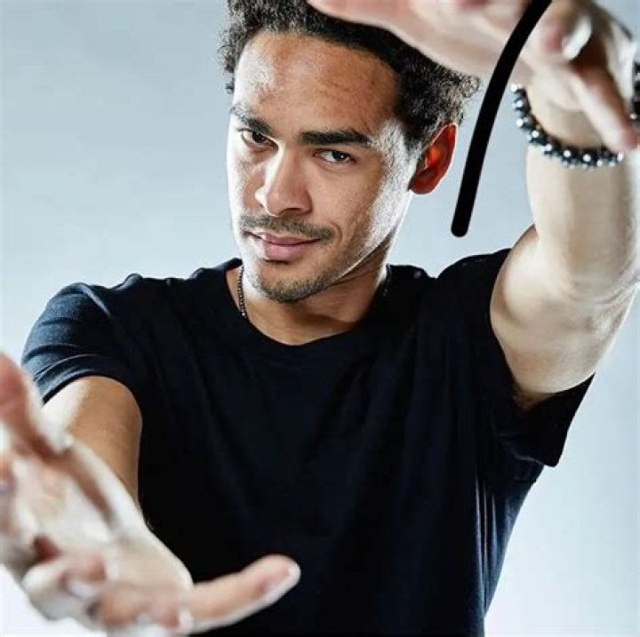 Trey Smith- Wiki, Biography, Age, Height, Net Worth, Family