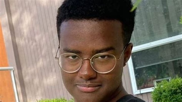 Twomad (Youtuber) Wiki, Biography, Age, Height, Weight, Girlfriend, Net Worth, Career