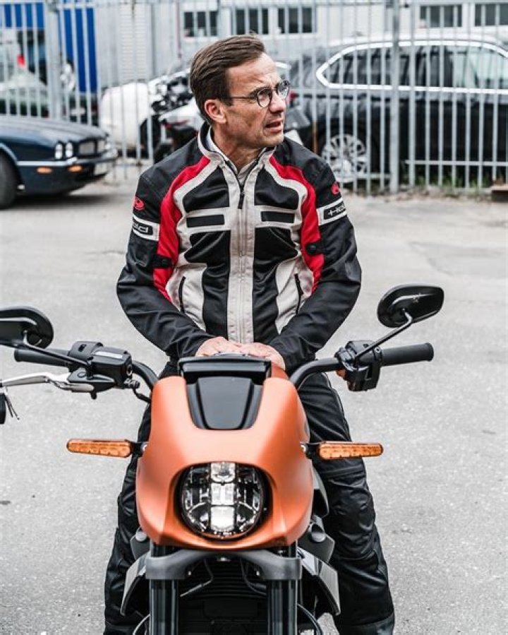 Ulf Kristersson Height, Weight, Net Worth, Age, Birthday, Wikipedia, Who, Instagram, Biography