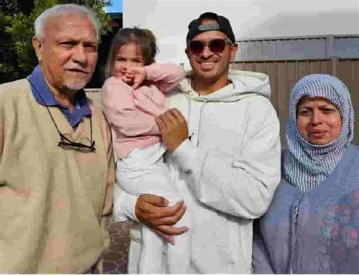 Usman Khawaja Net Worth, Biography, Wiki, Age, Parents, Retirement, Career, Family, Photos or More