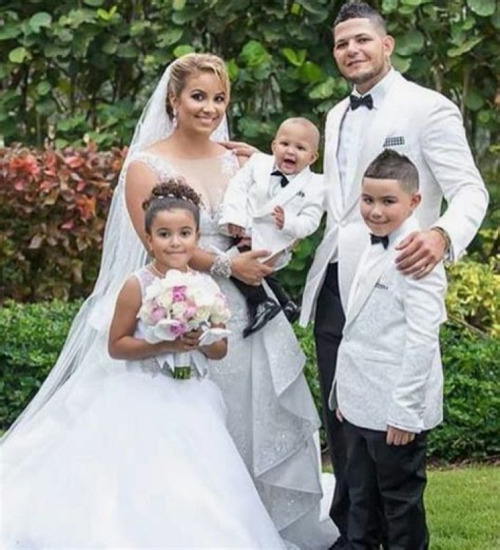 Wanda Torres And Yadier Molina Husband Wife Age Gap – Children Names