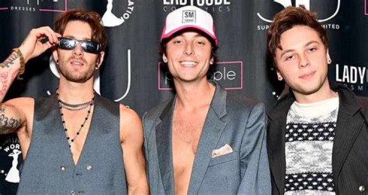 Wesley Stromberg Bio, Age, Emblem3, Sister, Girlfriend, Net Worth and Tattoos.
