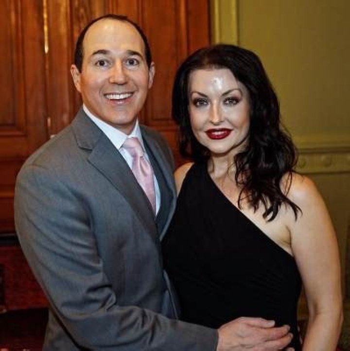 What Is Rebecca Arroyo Ethnicity? Everything On Raymond Arroyo Wife
