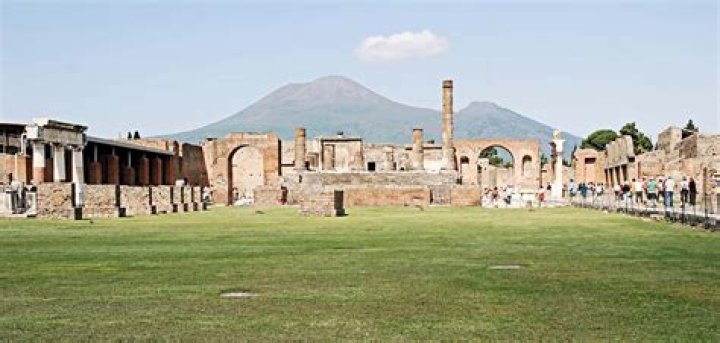 What was pompeii famous for