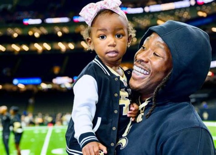 Who Are Alvin Kamara Parents? Take A Look At American Football RB Personal Life