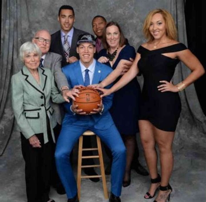 Who Are Ed Gordon & Shelly Davis? Everything To Know About Aaron Gordon Parents