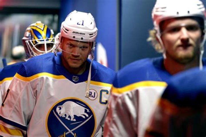 Who Are Ice Hockey Player Kyle Okposo Parents Kome Okposo And Michelle Okposo?