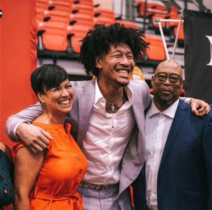 Who Are Jaylin Williams Parents? Everything To Know About The Arkansas Power Forward