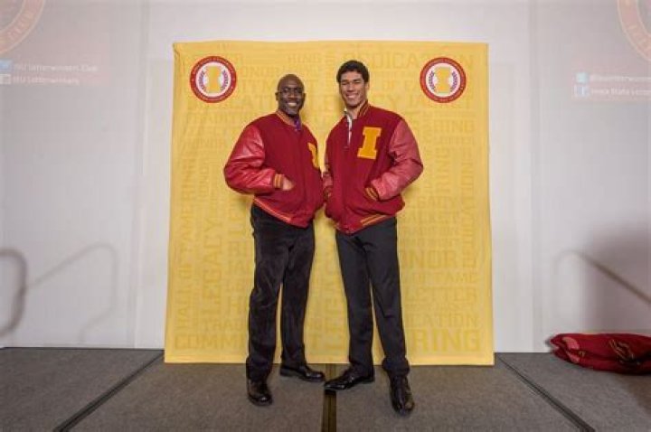 Who Are Kevin Lazard And Mary Lazard? Eveything On Allen Lazard Parents