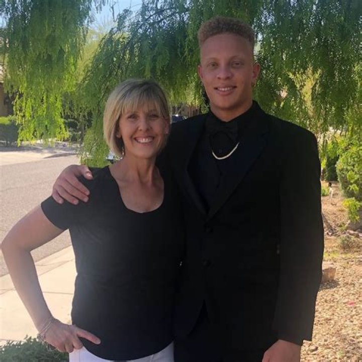 Who Are Spencer Rattler Parents? Meet His Father Mike Rattler And Mother Susan Rattler